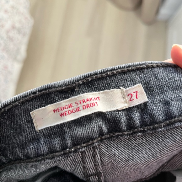 Levi’s women gray jeans - Picture 4 of 5